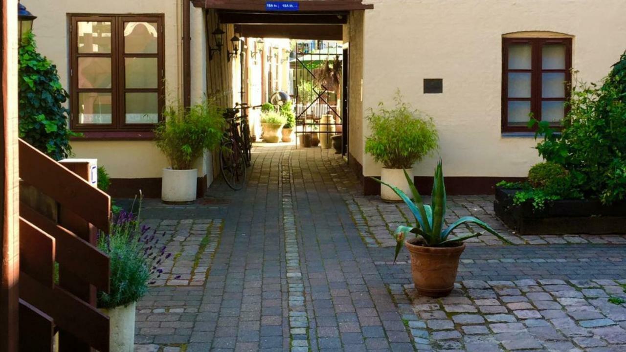 Millebo - Like Home Studio Apartment Ålborg Exterior foto